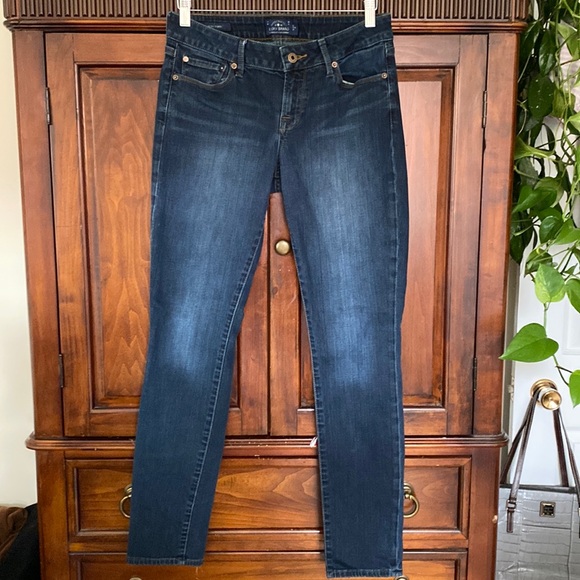 Lucky Brand Lolita Skinny Dark Wash Low Rise Size 6 / 28 regular - Picture 2 of 16